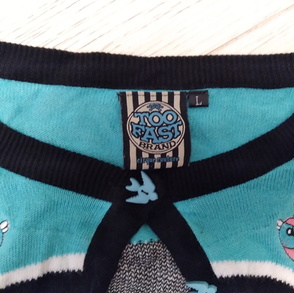 Too Fast Sparrow Cardigan - Picture 2 of 2